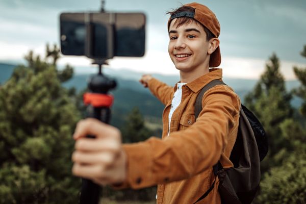 Microphones for travel vlogging