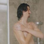 solo travel bath